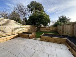 Photo 19- click for photo gallery